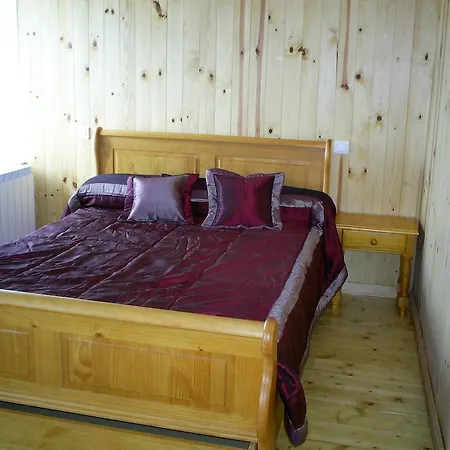 La Bigue Chambres Et Table D'hotes Bed and Breakfast