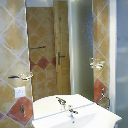 La Bigue Chambres Et Table D'hotes Bed & Breakfast *